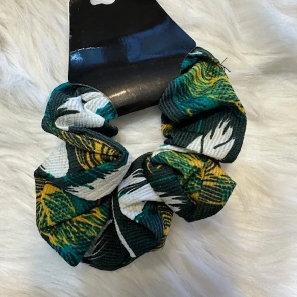 Bundle (6) Satin Scrunchie   ISC8125  - WOMEN'S  Handmade NWT Boutique